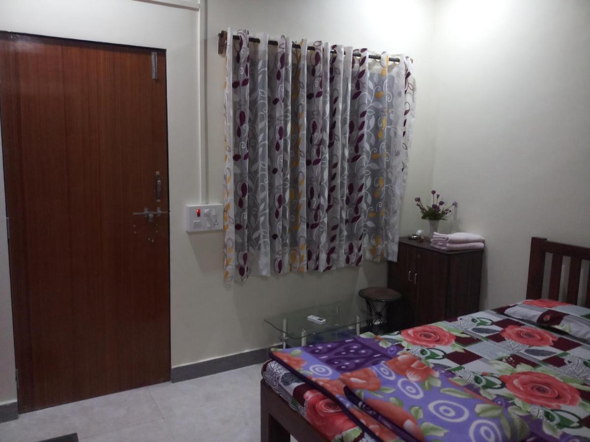 Anandi Villa Homestay Adhi Buitenkant foto