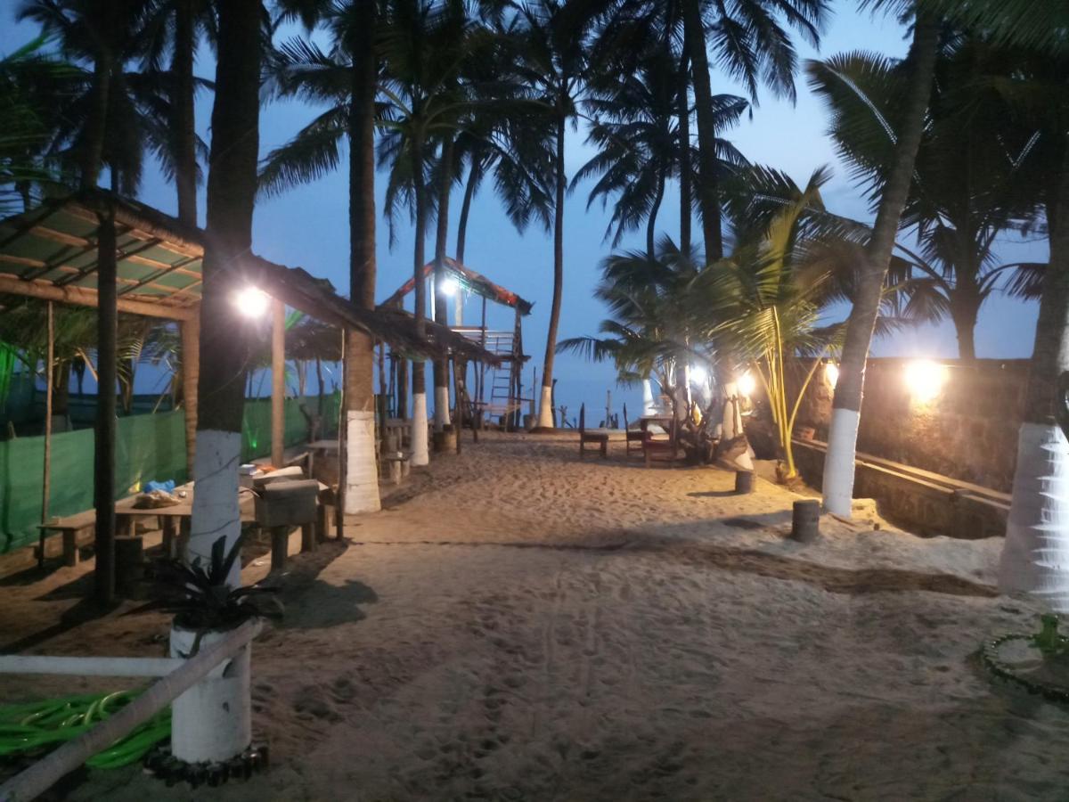 Anandi Villa Homestay Adhi Buitenkant foto